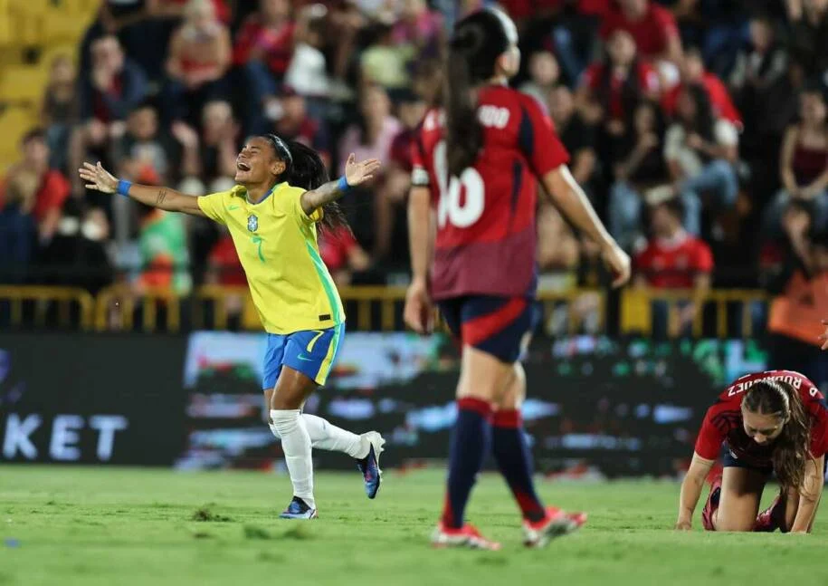Seleção Brasileira Feminina vence Costa Rica em amistoso emocionante por 5 a 2
