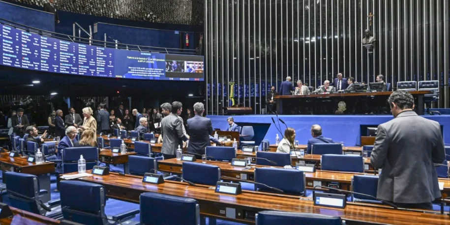 Senado aprova programa Gás do Povo e garante gratuidade para 15 milhões de famílias