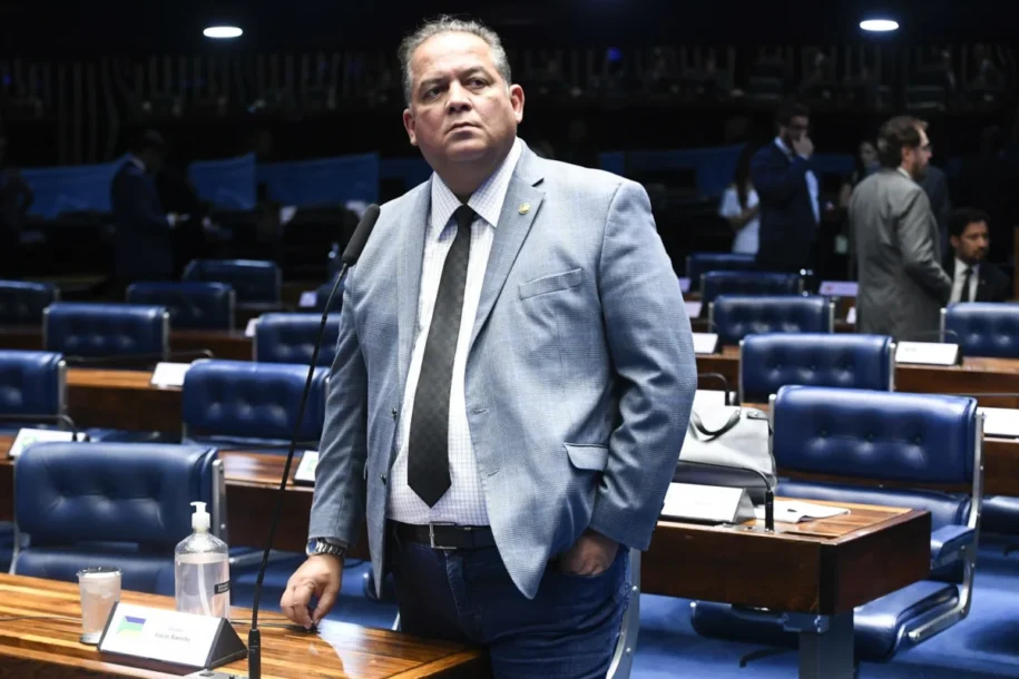 Senador Eduardo Gomes adia votação do PL do streaming após pressão de ‘big techs’