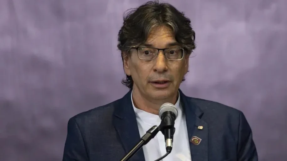 Servidores do IBGE denunciam crise e pedem mudanças na presidência após exonerações