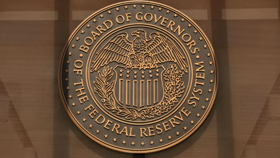 Stephan Miran afirma que Fed deve manter autonomia, mas reconhece limitações