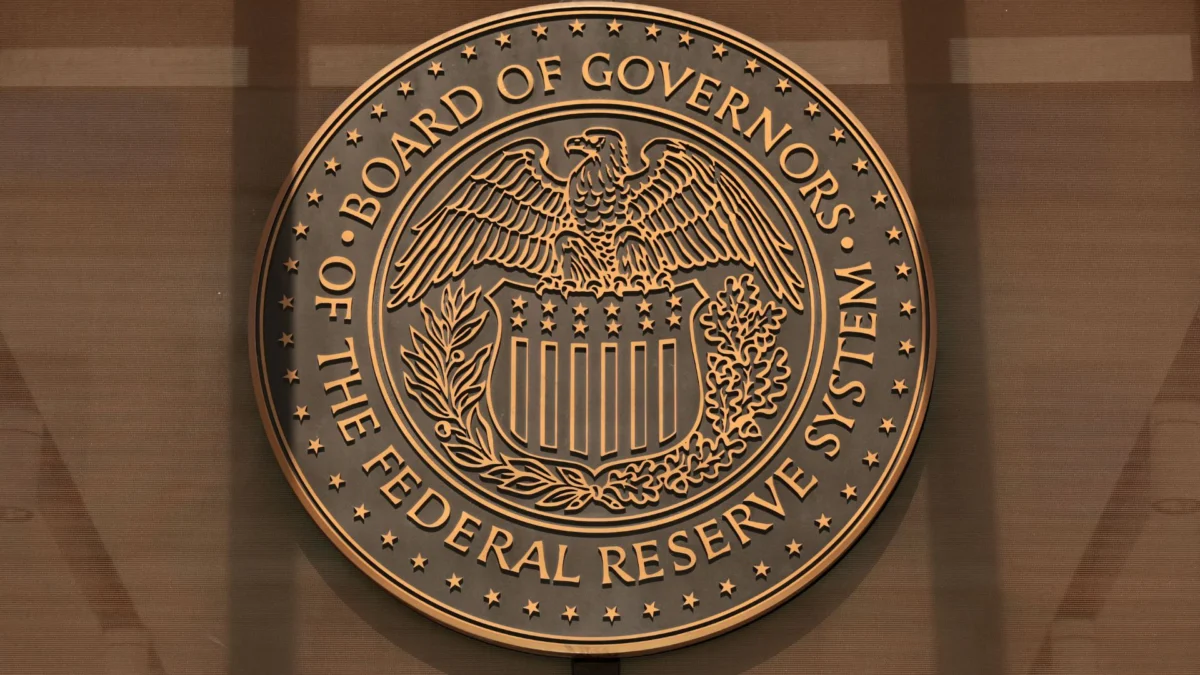 Stephan Miran afirma que Fed deve manter autonomia, mas reconhece limitações