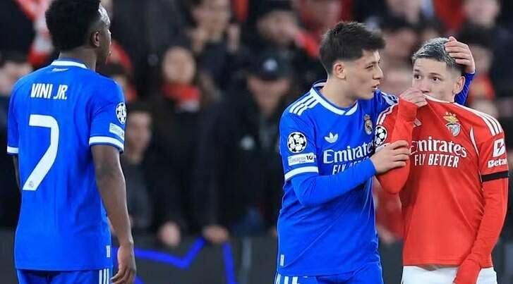 Thierry Henry defende Vinícius Júnior e critica racismo de Prestianni