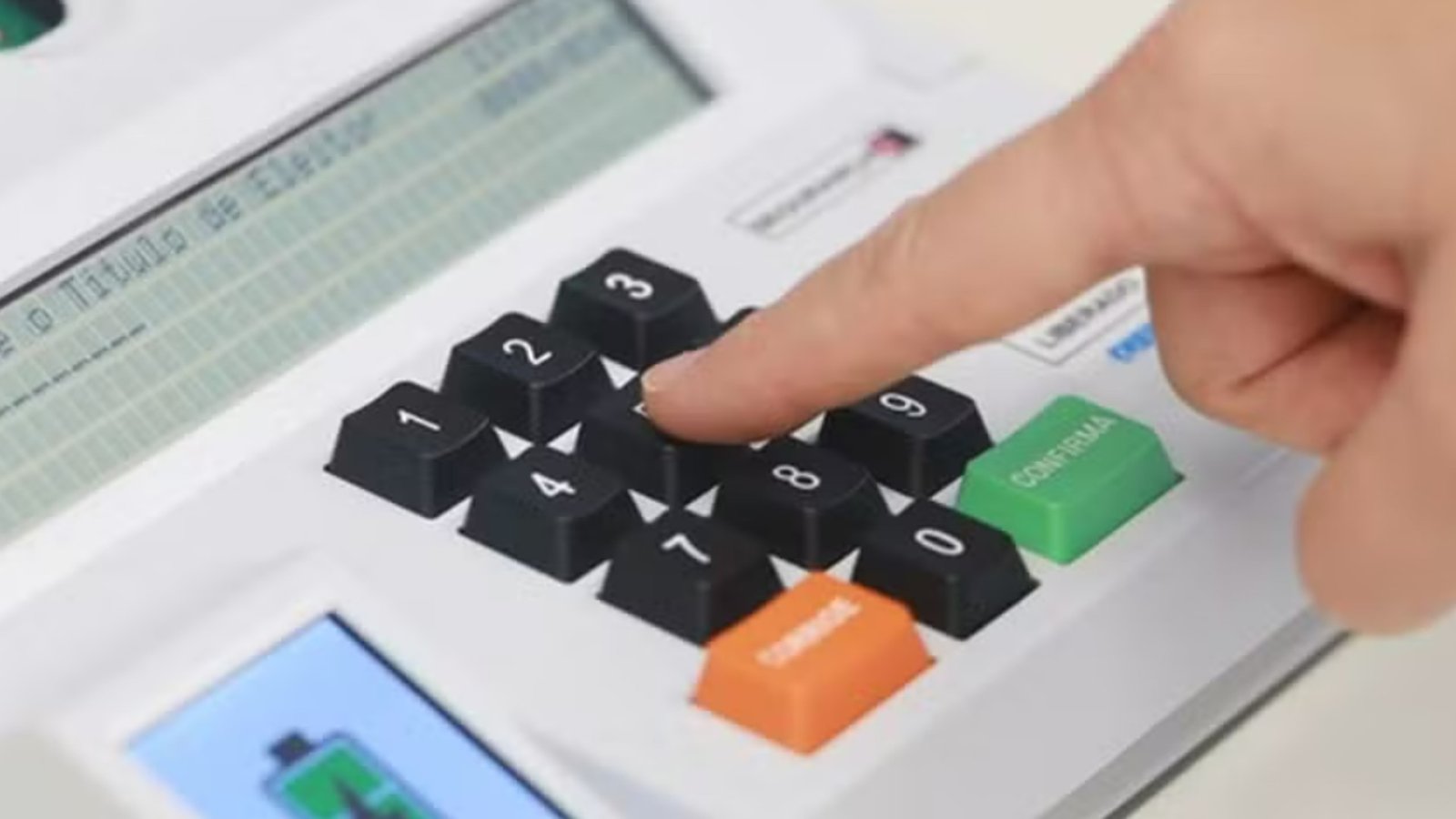 Tribunal Superior Eleitoral alerta: como denunciar crimes eleitorais e evitar punições