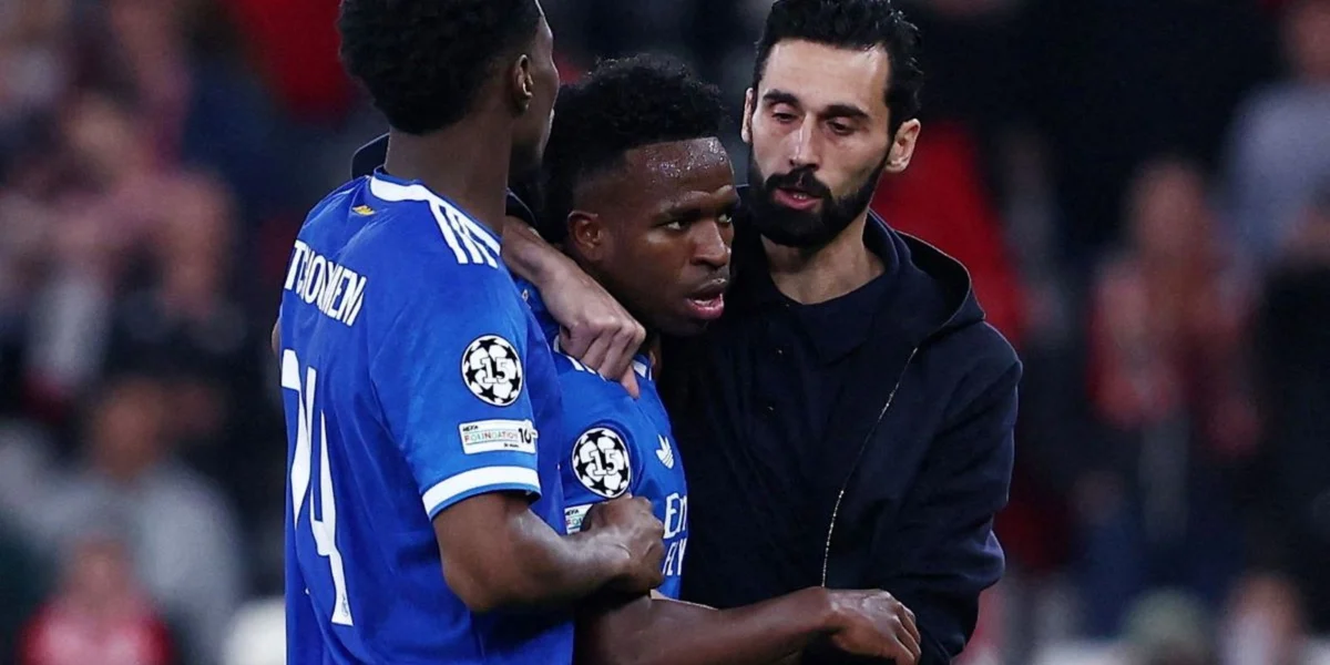 Vini Jr denuncia racismo e brilha com gol na vitória do Real Madrid sobre Benfica