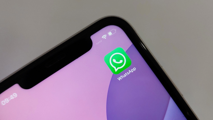 WhatsApp libera histórico de mensagens para novos participantes de grupos e gera polêmica