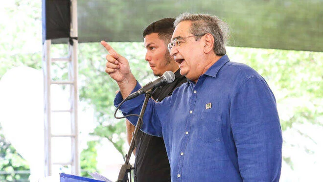 Álvaro Dias é o novo pré-candidato ao governo do RN após desistência de Marinho