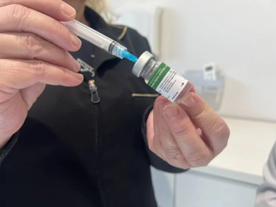 Araquari inicia vacinação contra a influenza com 7 unidades abertas neste sábado