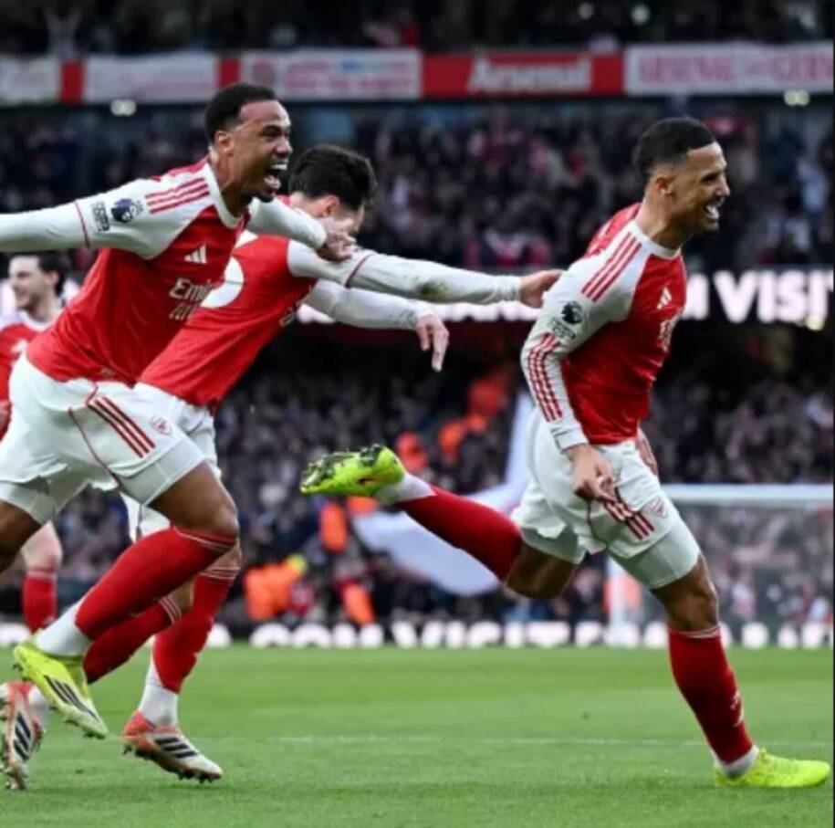 Arsenal vence Chelsea e retoma liderança da Premier League com 5 pontos de vantagem