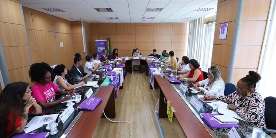 Articulação Nacional da Marcha de 8 de Março entrega manifesto e denuncia violência