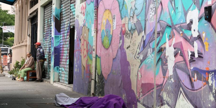 Brasil lidera resolução da ONU que garante direitos básicos a população de rua