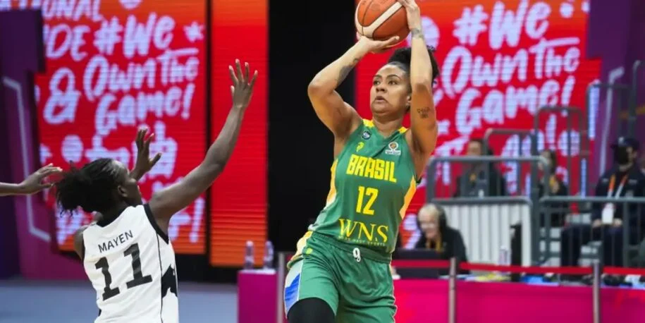 Brasil vence Sudão do Sul e brilha com Damiris Dantas no Pré-Mundial em Wuhan