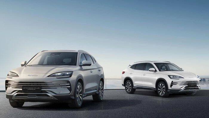 BYD lidera vendas de híbridos em fevereiro de 2026 e Yaris Cross estreia com força