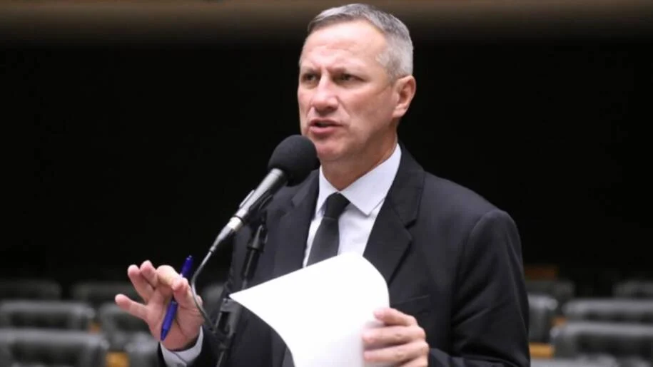 Câmara aprova PL de Bia Kicis que permite expor rostos de furtadores em lojas