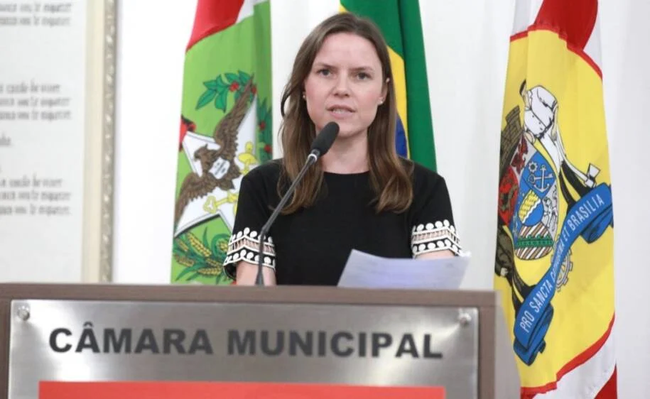 Câmara de Blumenau homenageia Joice Faveri e outras mulheres inspiradoras