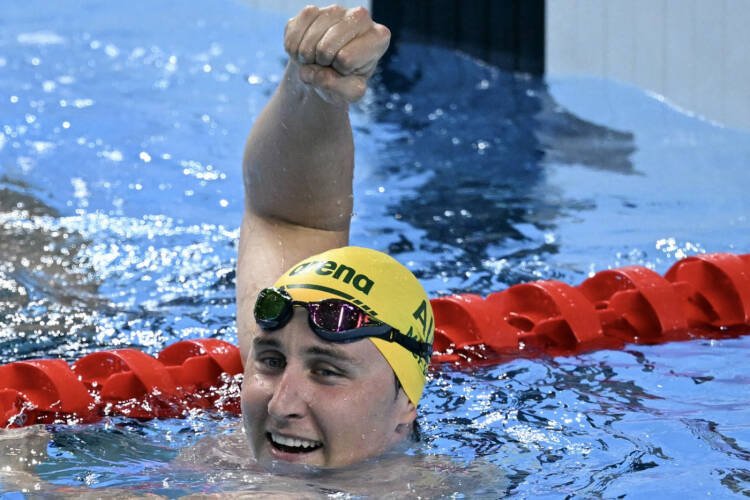 Cameron McEvoy quebra recorde mundial e supera Cesar Cielo em competição tensa
