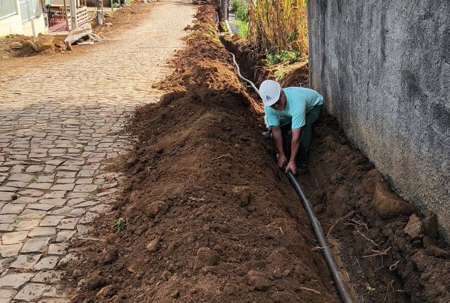 CASAN finaliza modernização de redes em Água Doce e promete mais segurança no abastecimento