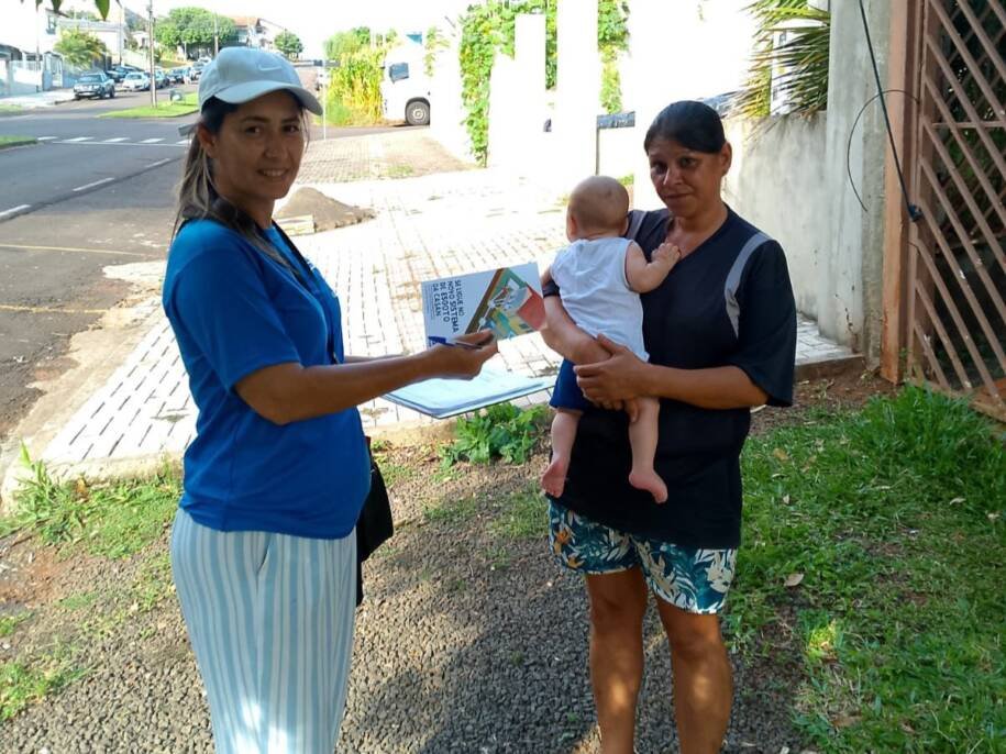 Casan inicia visitas em Xaxim e orienta moradores sobre esgoto; 1.260 edificações beneficiadas