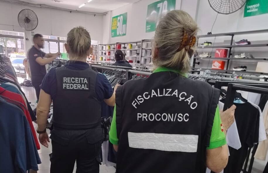 Cecop SC e Polícia Civil apreendem R$ 1,2 milhão em mercadorias falsificadas