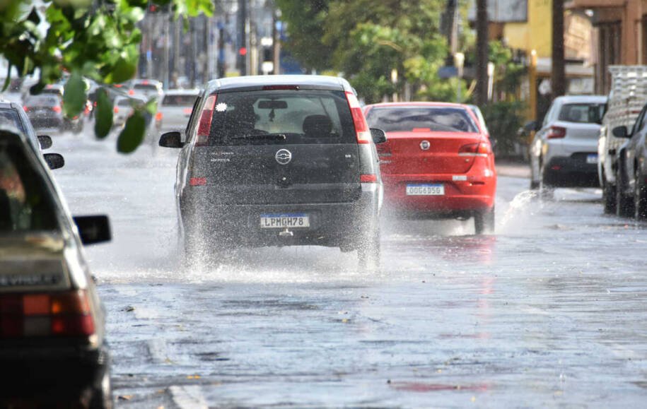 Cemtec alerta sobre tempestades e chuvas intensas em MS; calor afeta produção agrícola