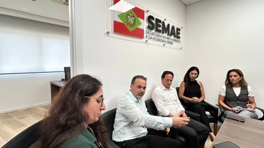 Cleiton Fossá apresenta plano de descarbonização e garante empregos em SC