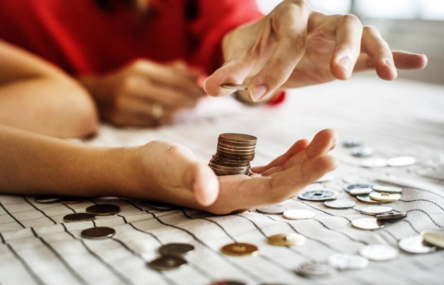 COPOM reduz Selic para 14,75% em meio a incertezas geopolíticas e alta do petróleo