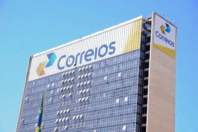 Correios anunciam leilão de imóveis em Brasília e Salvador com lances milionários