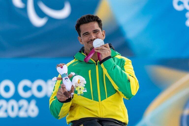 Cristian Ribera faz história e conquista a 1ª medalha do Brasil nos Jogos Paralímpicos