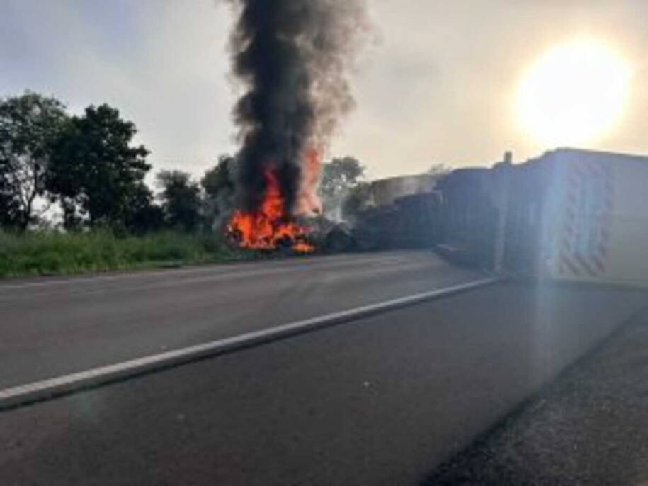 Delegado Thiago José Passos da Silva salva motorista em acidente na BR-262
