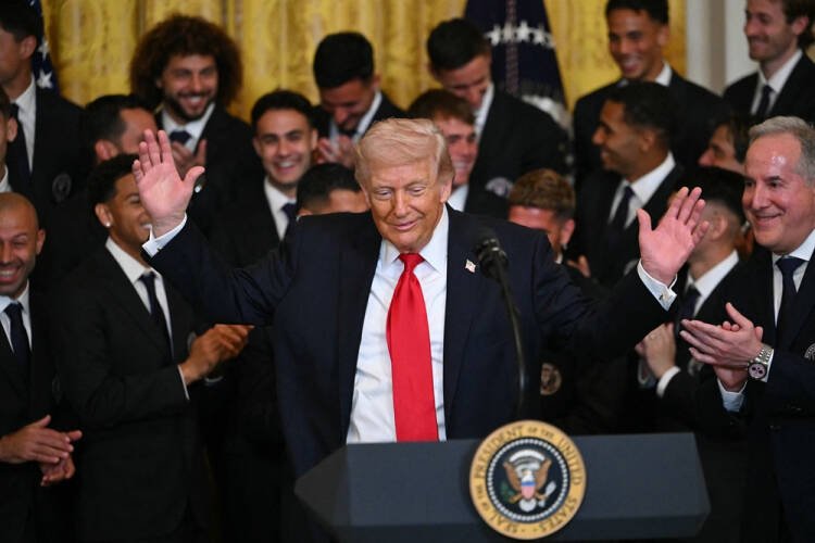 Donald Trump elogia Palmeiras como 'melhor time brasileiro' após empate com Inter Miami