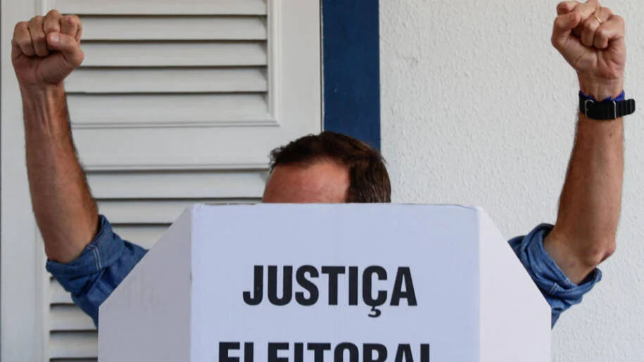 Eduardo Paes e João Campos abandonam mandatos em busca de governos estaduais