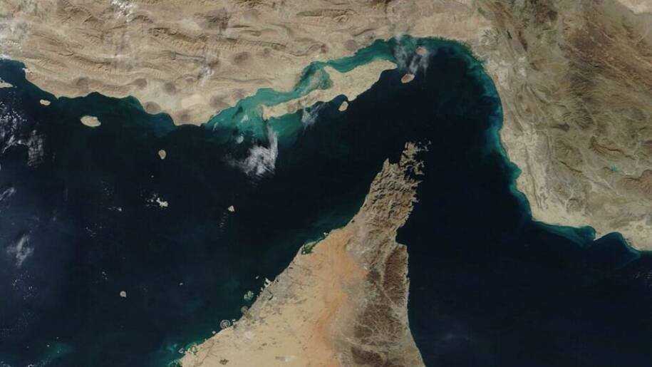 EUA e Israel atacam Irã e fecham Estreito de Ormuz, impactando economia global