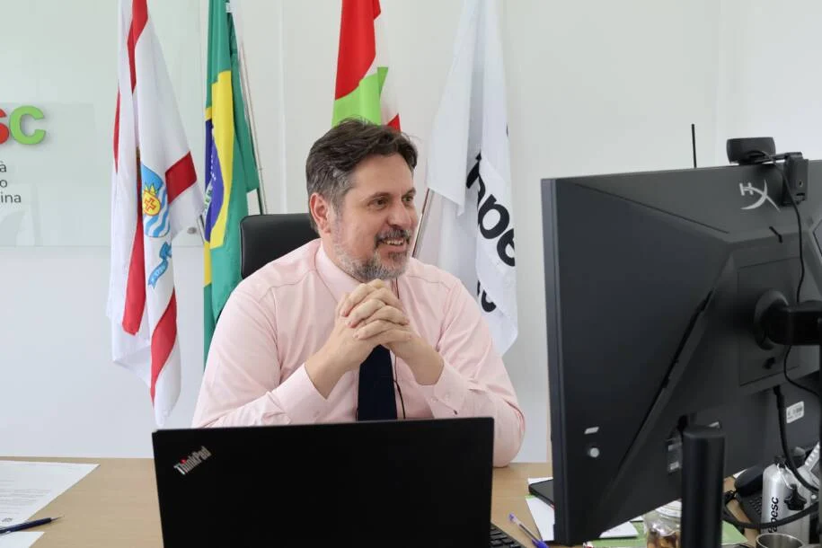 Fapesc revela dados impactantes sobre mulheres no CTI catarinense em webinário