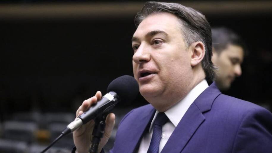 Fernando Giacobo deixa PL-PR e apoia Ratinho Junior após filiação de Moro