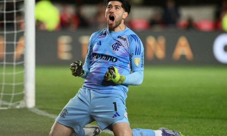 Flamengo conquista 40ª taça do Carioca com Rossi brilhando nos pênaltis contra Fluminense