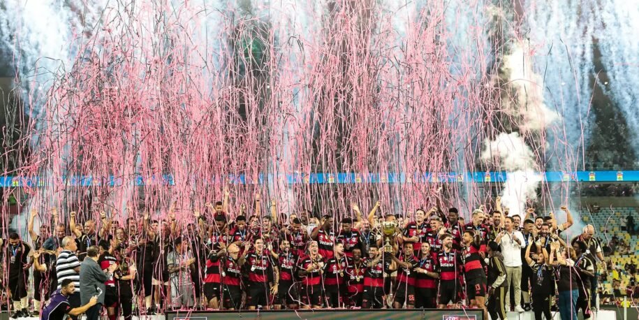 Flamengo conquista tricampeonato carioca ao vencer Fluminense nos pênaltis