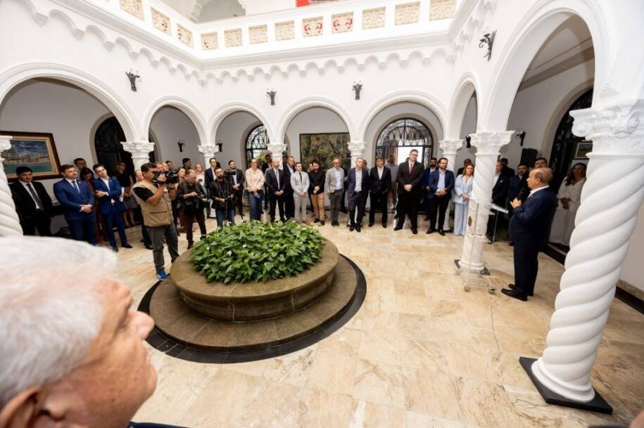 Governador Jorginho Mello assina 45 contratos e projeta 8 mil novos empregos em SC