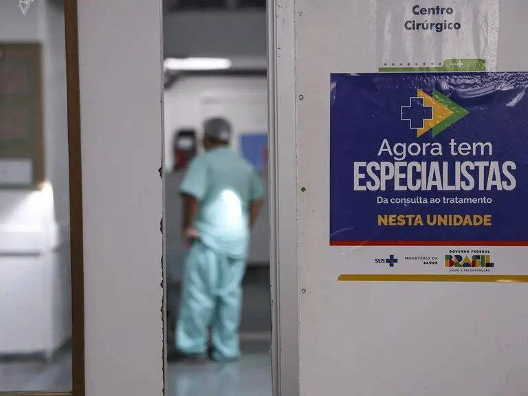 Governo Brasileiro convoca 1.057 médicos para o Agora Tem Especialistas até abril