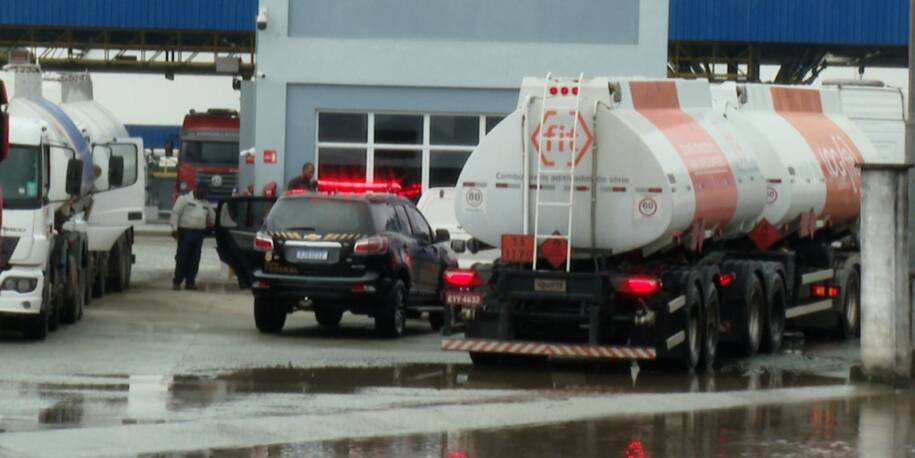 Governo cria força-tarefa e fiscaliza 1.180 postos de combustíveis em 25 estados