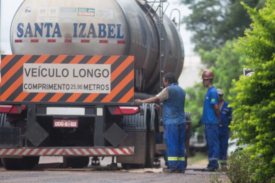 Guerra no Oriente Médio provoca crise de diesel e ameaça colheita de soja em MS