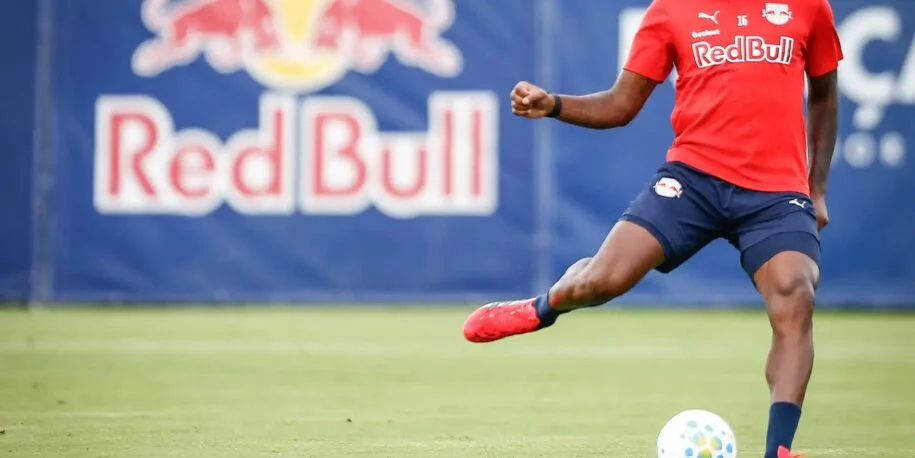 Gustavo Marques é punido com 12 jogos e R$ 30 mil por declarações machistas