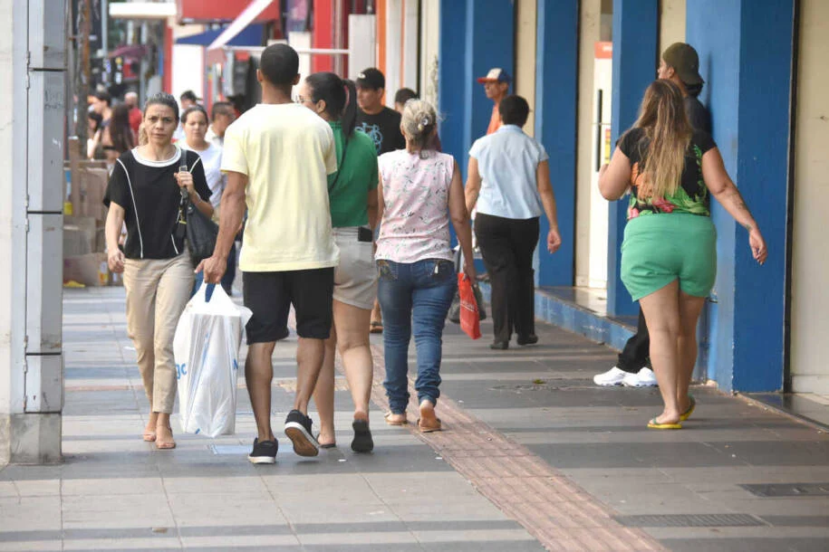 IBGE revela crescimento de 2,7% no volume de serviços em MS após queda alarmante