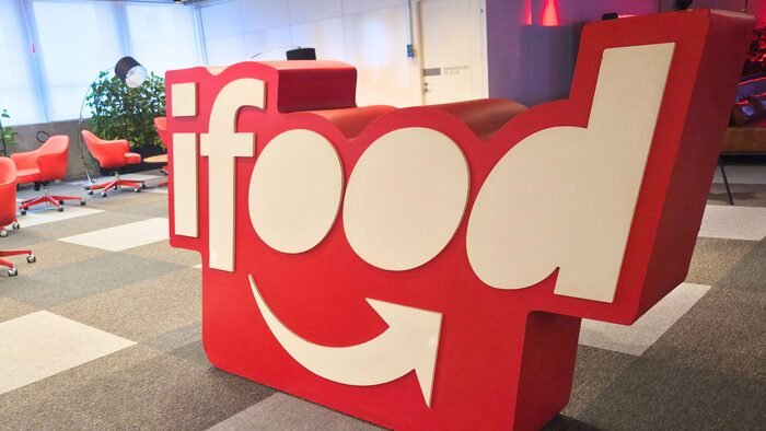 iFood atinge 7,7 milhões de pedidos com IA própria revolucionária e recorde