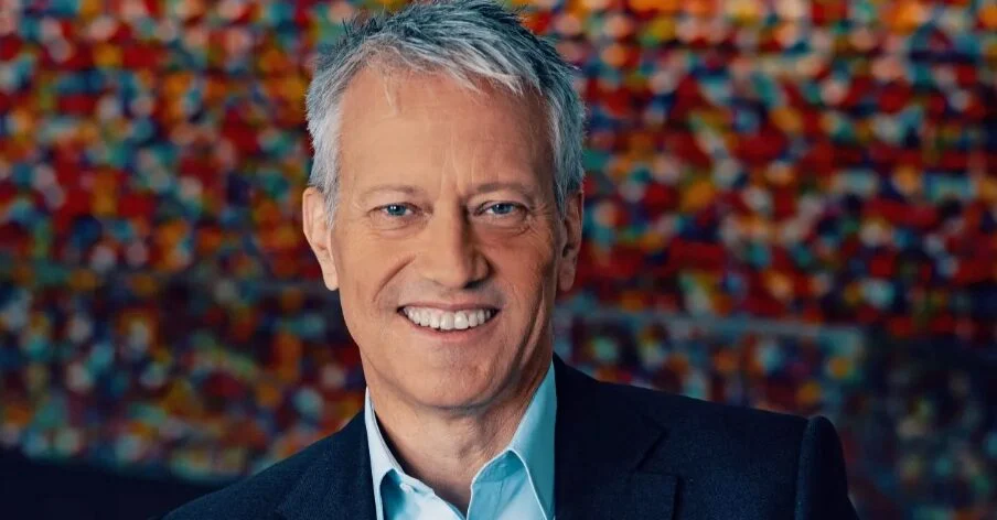 James Quincey deixa Coca-Cola e Henrique Braun assume em meio à revolução da IA