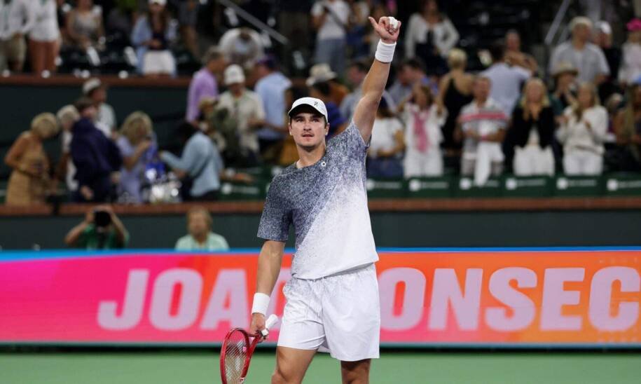 João Fonseca perde para Jannik Sinner e cai no ranking da ATP após Masters 1000