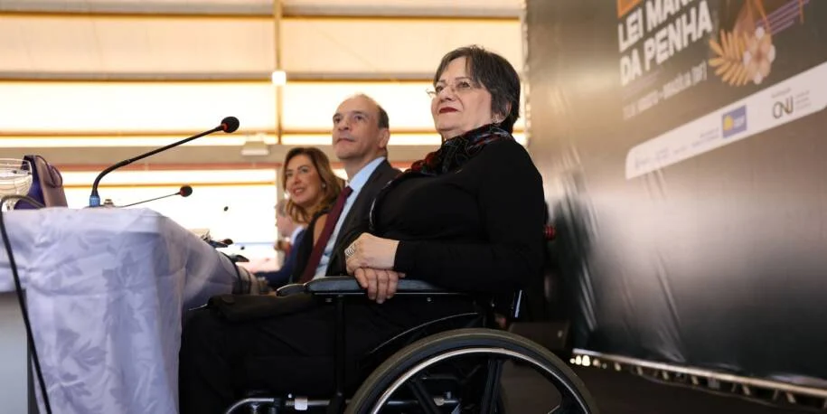 Justiça do Ceará torna réus quatro acusados de atacar Maria da Penha