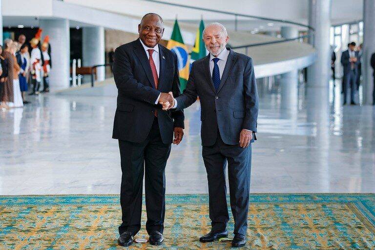 Lula e Ramaphosa firmam acordos e destacam comércio de US$ 2 bilhões entre Brasil e África do Sul