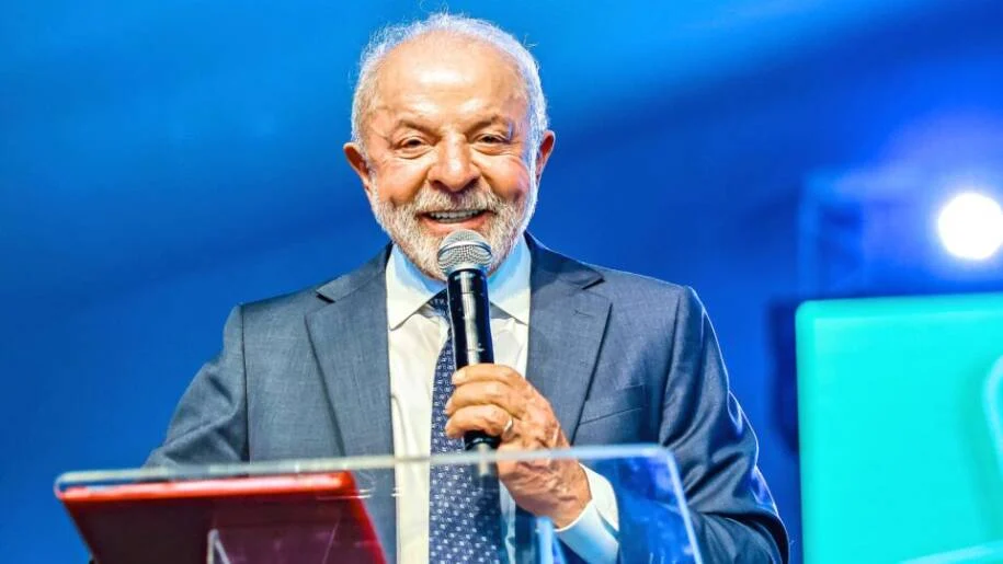 Lula enfrenta crise econômica com 81,2 milhões de inadimplentes e empresas em colapso