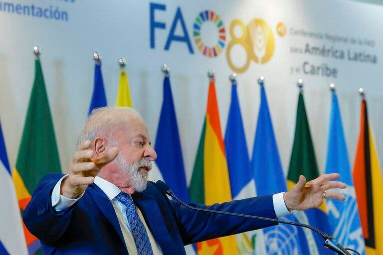 Lula entrega 64 moradias e anuncia hub internacional no Galeão com grande impacto