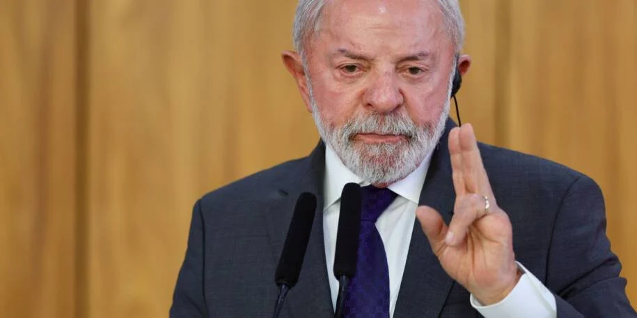Lula impõe condição para entrada de assessor de Trump no Brasil: Padilha primeiro